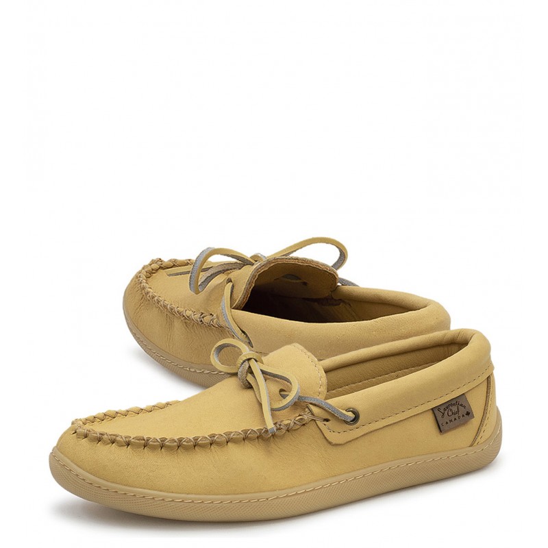 "Laurentian Chief Driving moc, 2 eyelets collar, leather lined, natural rubber sole" Laurentian Chief Driving Moc