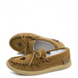 "Laurentian Chief Driving moc, beaded, orlon, 2 eyelets collar, natural rubber sole" Laurentian Chief Driving Moc
